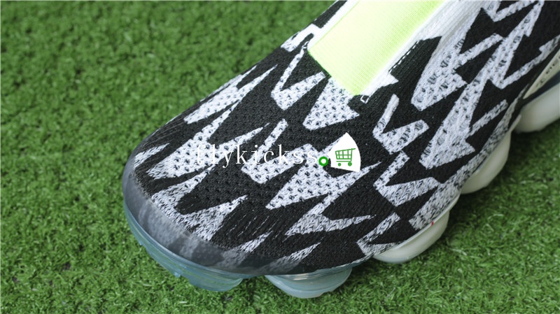 Acronym x Nike Air VaporMax Moc 2 FK